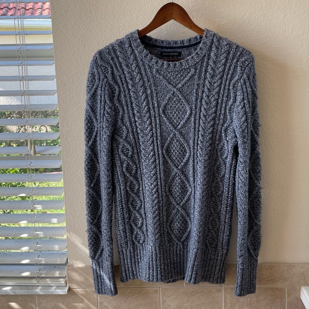 Banana Republic Gray Crewneck Cable Knit Sweater